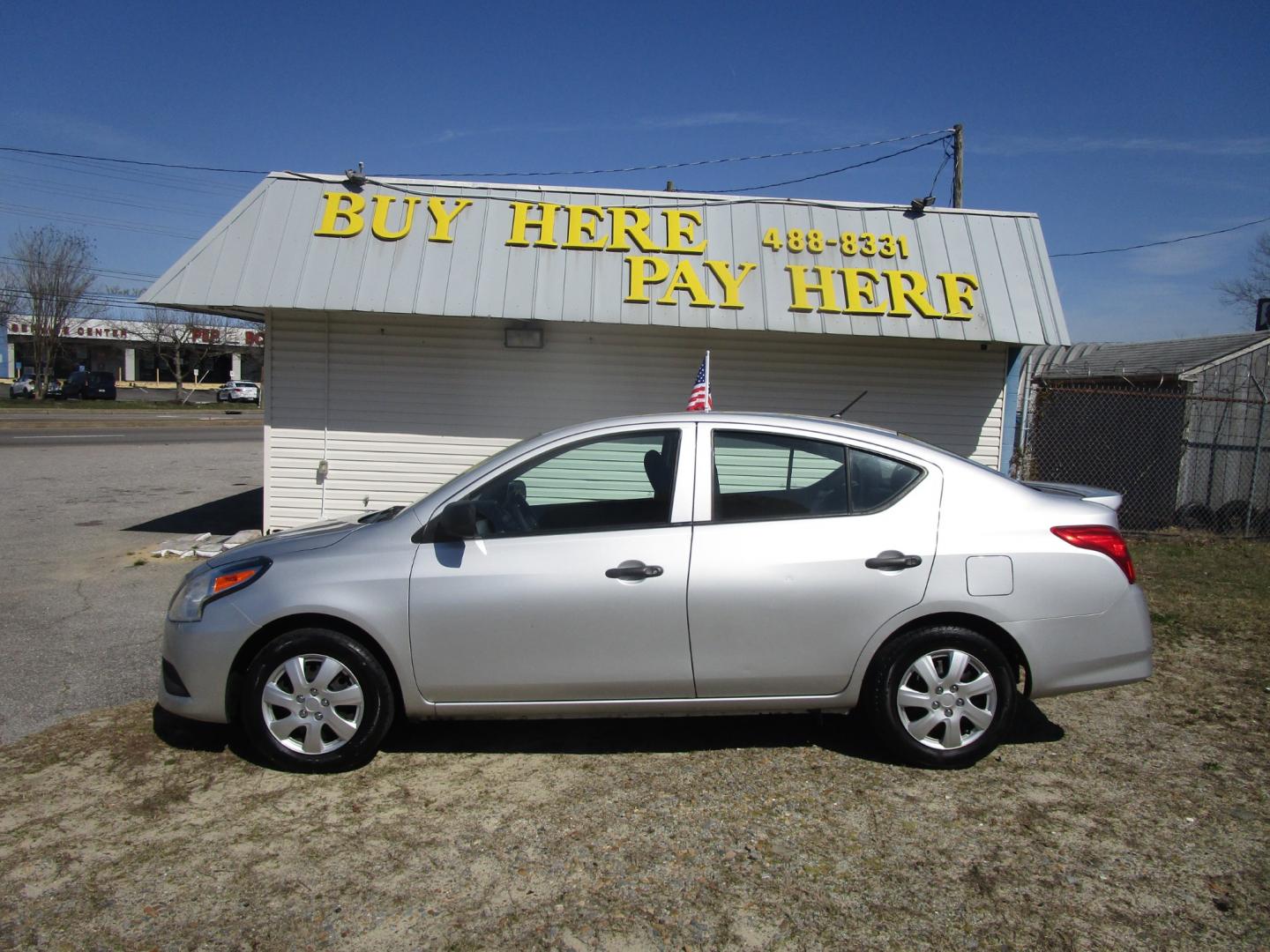 2015 Silver Nissan Versa 1.6 S 5M (3N1CN7AP9FL) with an 1.6L L4 DOHC 16V engine, 5-Speed Automatic transmission, located at 2553 Airline Blvd, Portsmouth, VA, 23701, (757) 488-8331, 36.813889, -76.357597 - Down Payment: $499 Weekly Payment: $90 APR: 23.9% Repayment Terms: 42 Months ***CALL ELIZABETH SMITH - DIRECTOR OF MARKETING @ 757-488-8331 TO SCHEDULE YOUR APPOINTMENT TODAY AND GET PRE-APPROVED RIGHT OVER THE PHONE*** - Photo#0